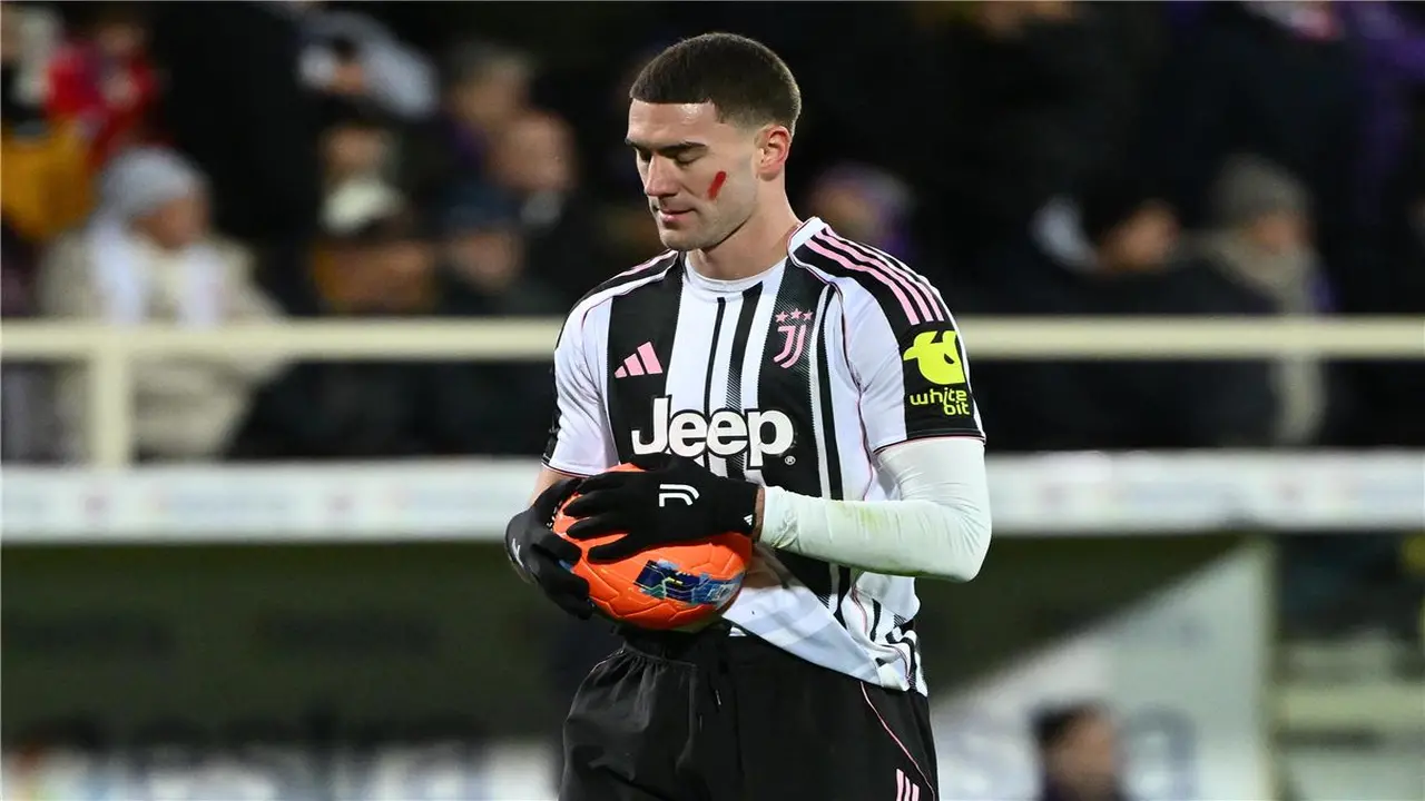 برشلونة يوسع دائرة اهتمامه بضم لاعب جديد من صفوف يوفنتوس الإيطالي